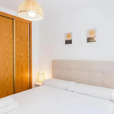 Apartment Modern With Sea View In 45 M² & Pool