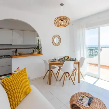 Modern With Sea View In 45 M² & Pool Apartment *