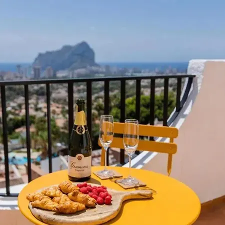 Modern With Sea View In 45 M² & Pool Calpe